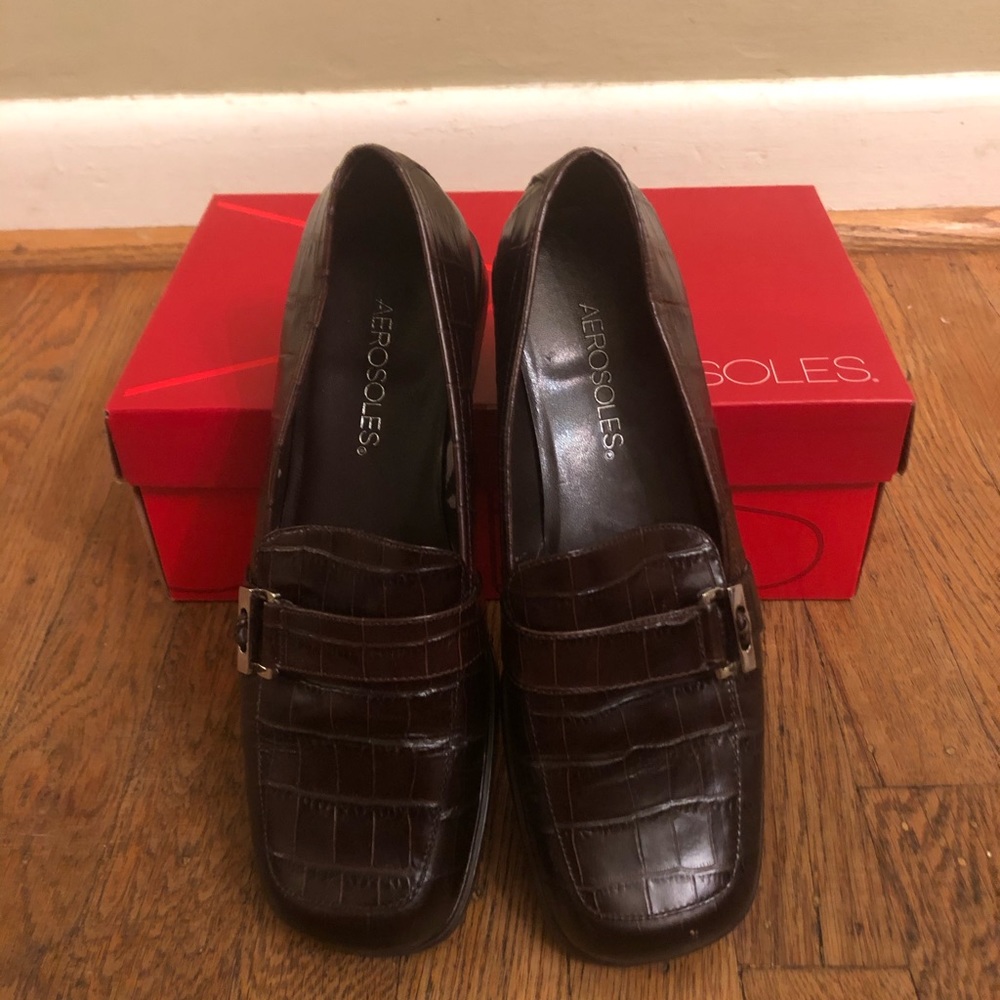 AEROSOLES Leather Loafers